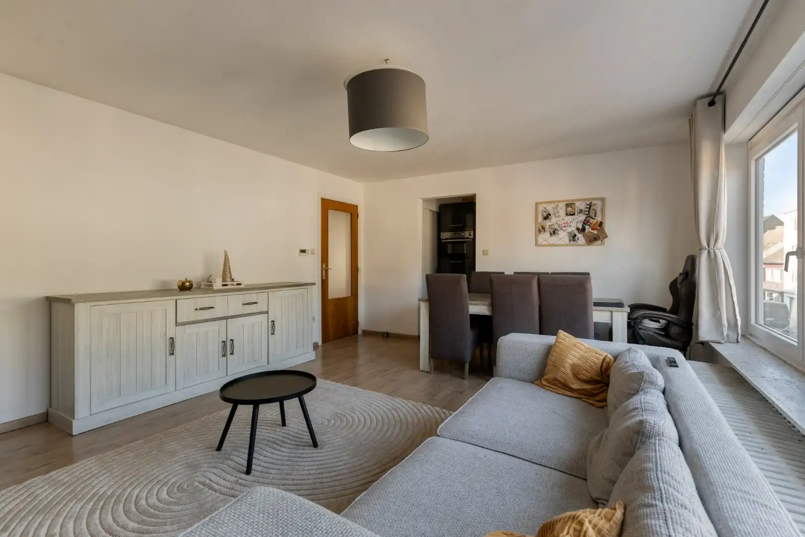 Opbrengsteigendom in hartje Tielt foto 15