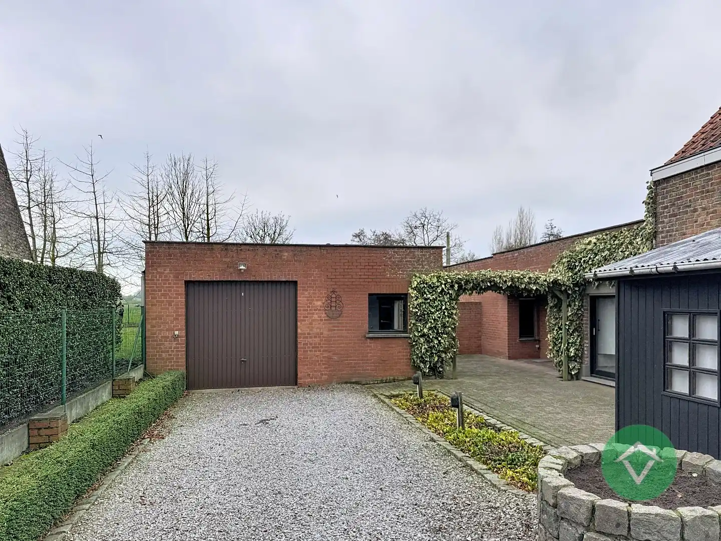 Alleenstaande woning met vele mogelijkheden te Ichtegem  foto 12