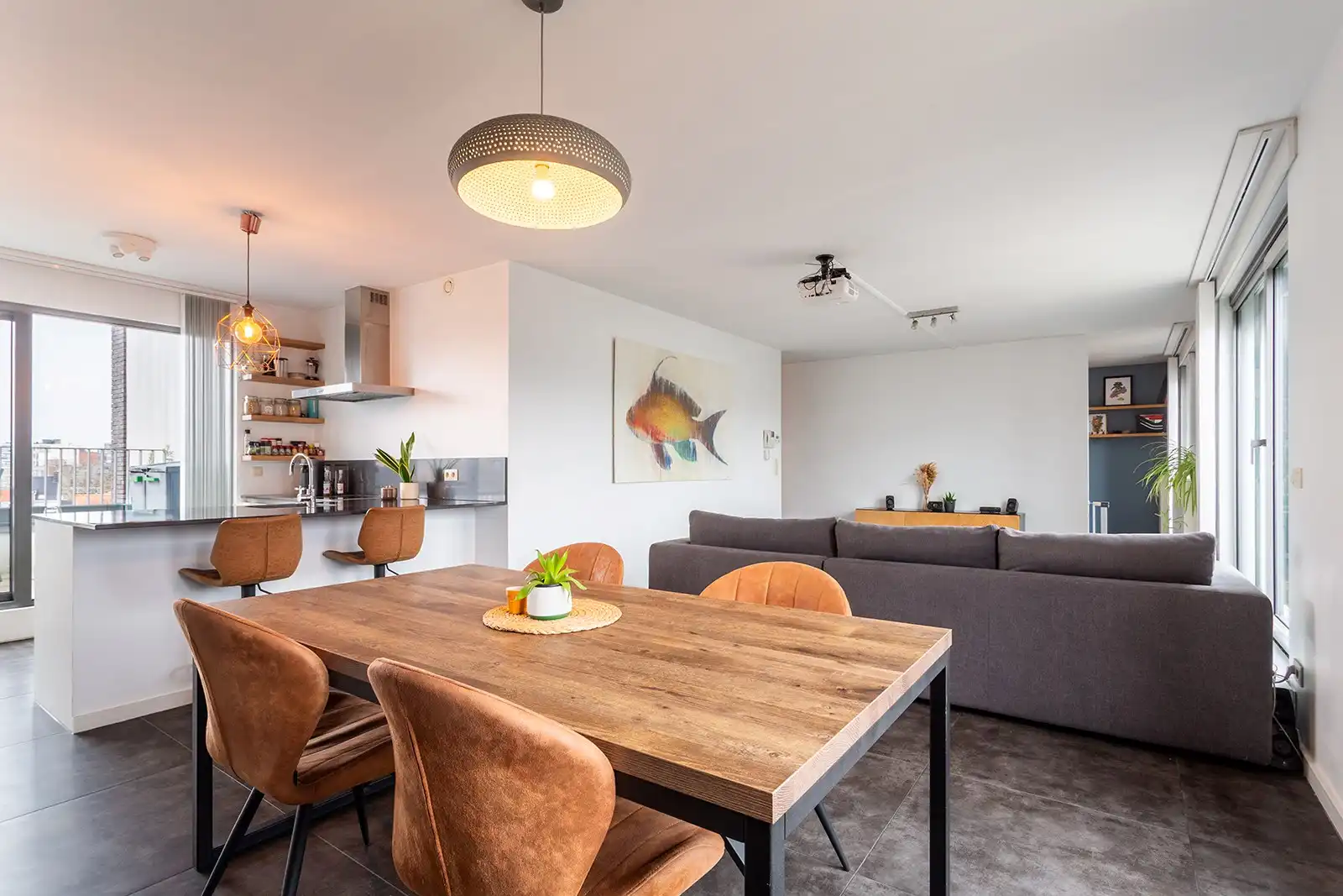 Penthouse met ruime terrassen en prachtige zichten!  foto 3