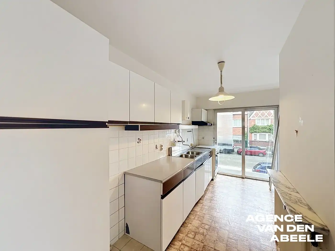 Op te frissen appartement met 2 slaapkamers en terras  foto 7