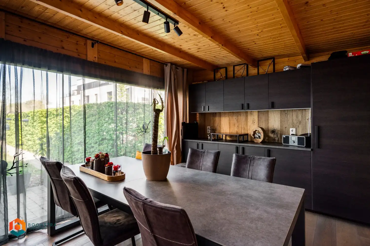 Woning met 2 slpkrs en bijgebouw met veel potentieel foto 30