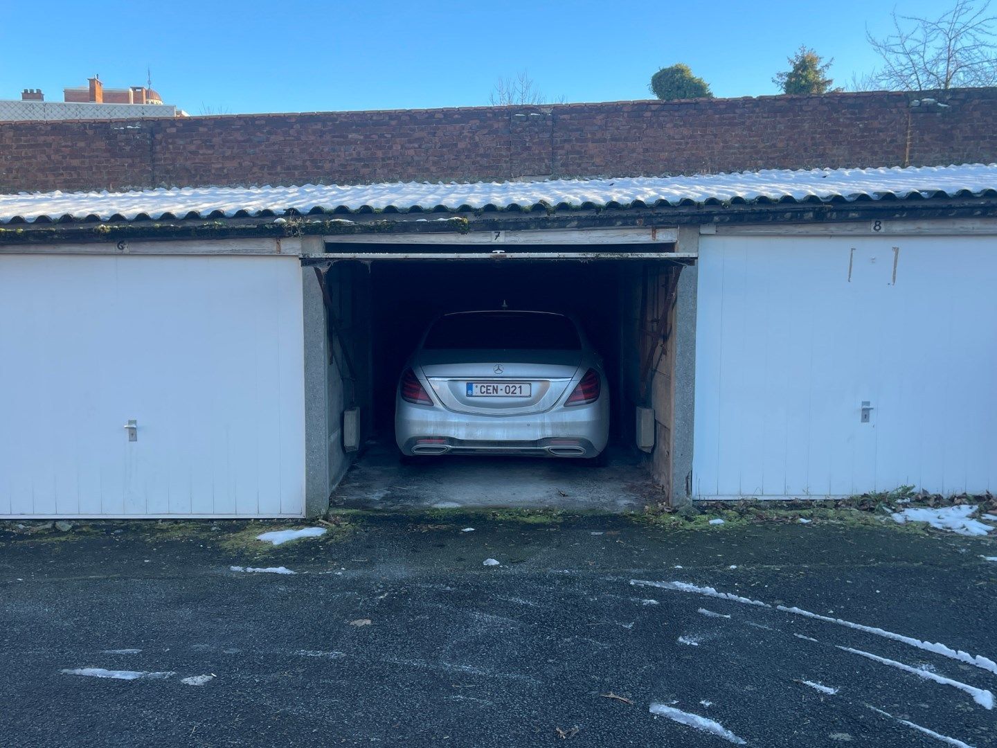 Garagebox nabij station en centrum ! foto {{pictureIndex}}