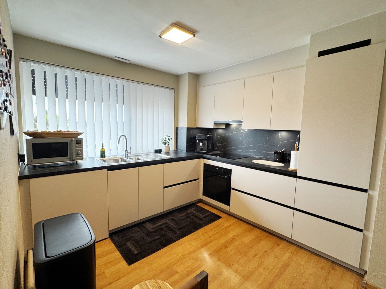 Ruim en instapklaar appartement met zonnige troeven in Houthalen-Helchteren foto 6