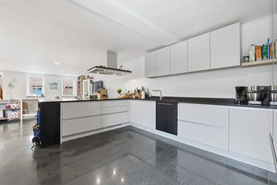 UNIEKE VIERKANTSHOEVE MET KARAKTER EN EINDELOZE MOGELIJKHEDEN IN ZOUTLEEUW foto 11