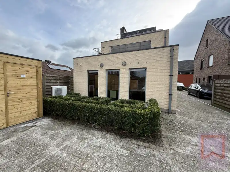 Stijlvol kantoor/handelspand op TOPLOCATIE, centrum Geel met parking! foto 21