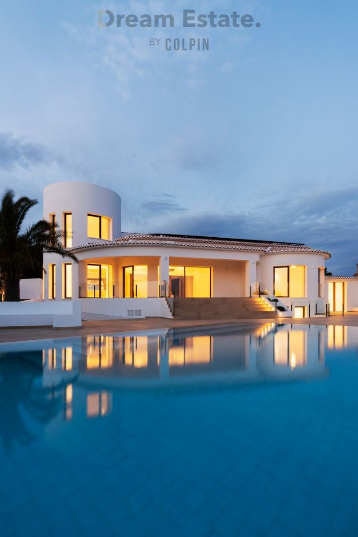 Eerste lijns villa foto 2