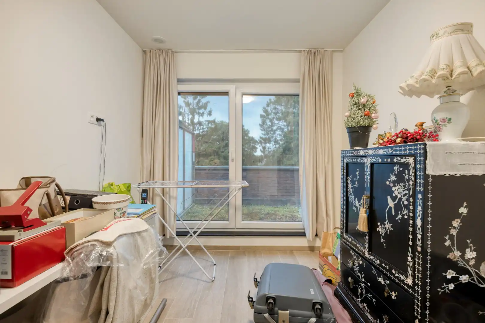 Leuke service flat met 2 SLPKS en terras in het hartje van Mol! foto 11