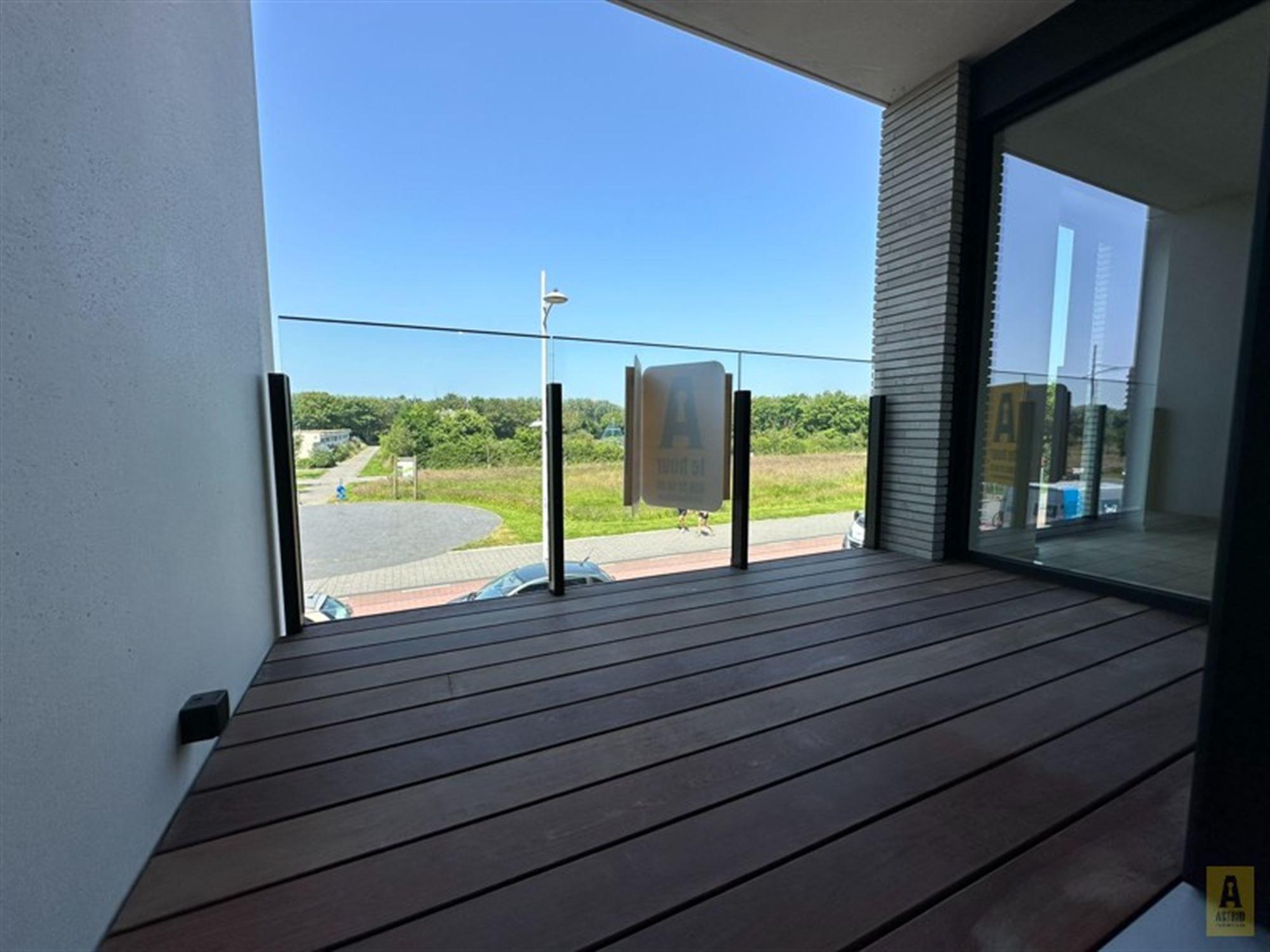 Schitterend appartement met open zicht en parking foto 3