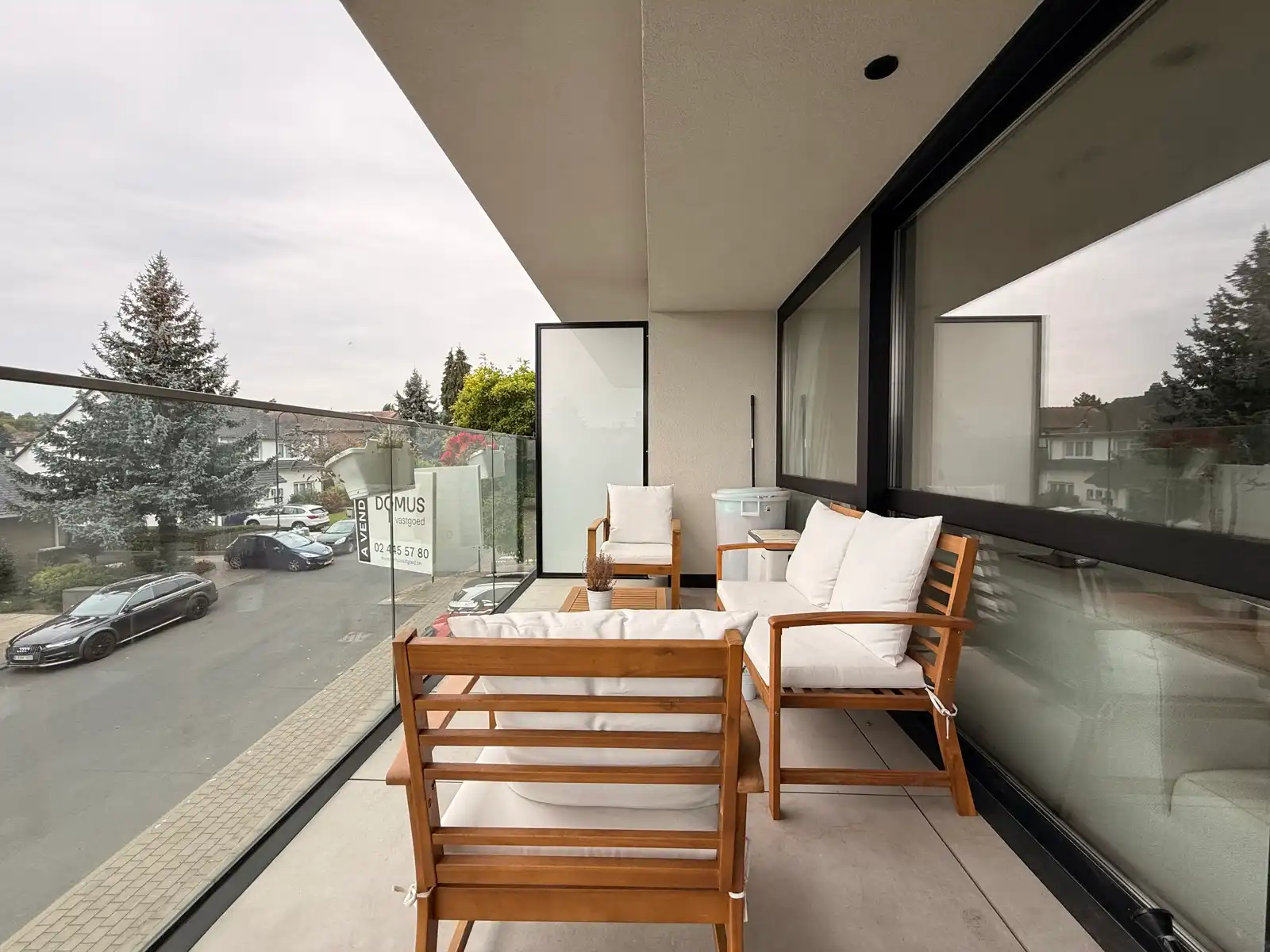 Zeer knap appartement op topligging foto 11