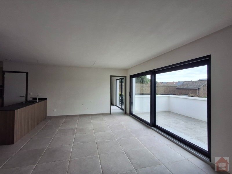 Appartement op topligging met groot terras en parking foto 10