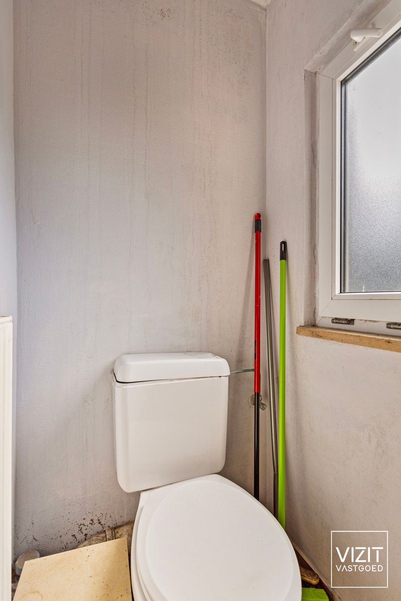 Te renoveren huis 3 slaapkamers met stadstuin en terras foto 19
