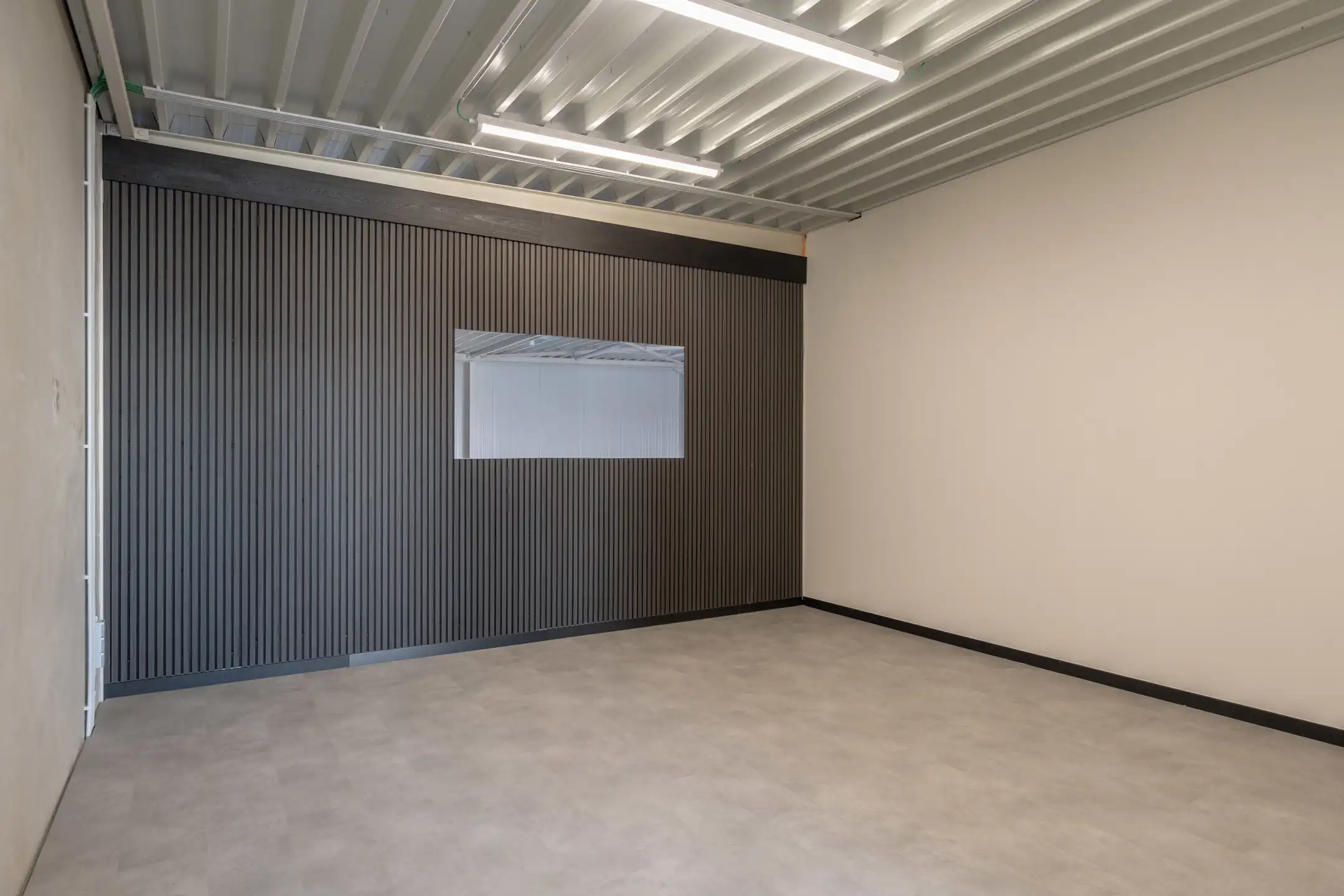 Nieuwbouw KMO-unit met twee autostaanplaatsen te Merksplas. foto 5