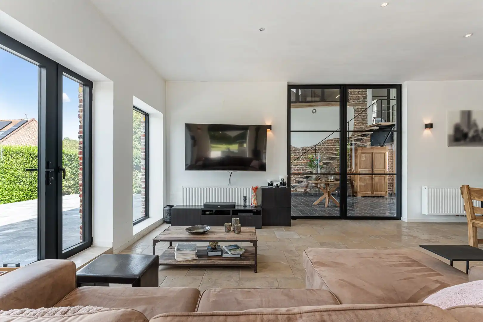 Karaktervolle gerenoveerde hoeve met 576 m² woonoppervlakte op 28a 02ca in Landen-Walshoutem. foto 8