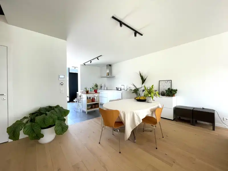 Unieke recente woning in het centrum - nabij Portus Ganda foto 5