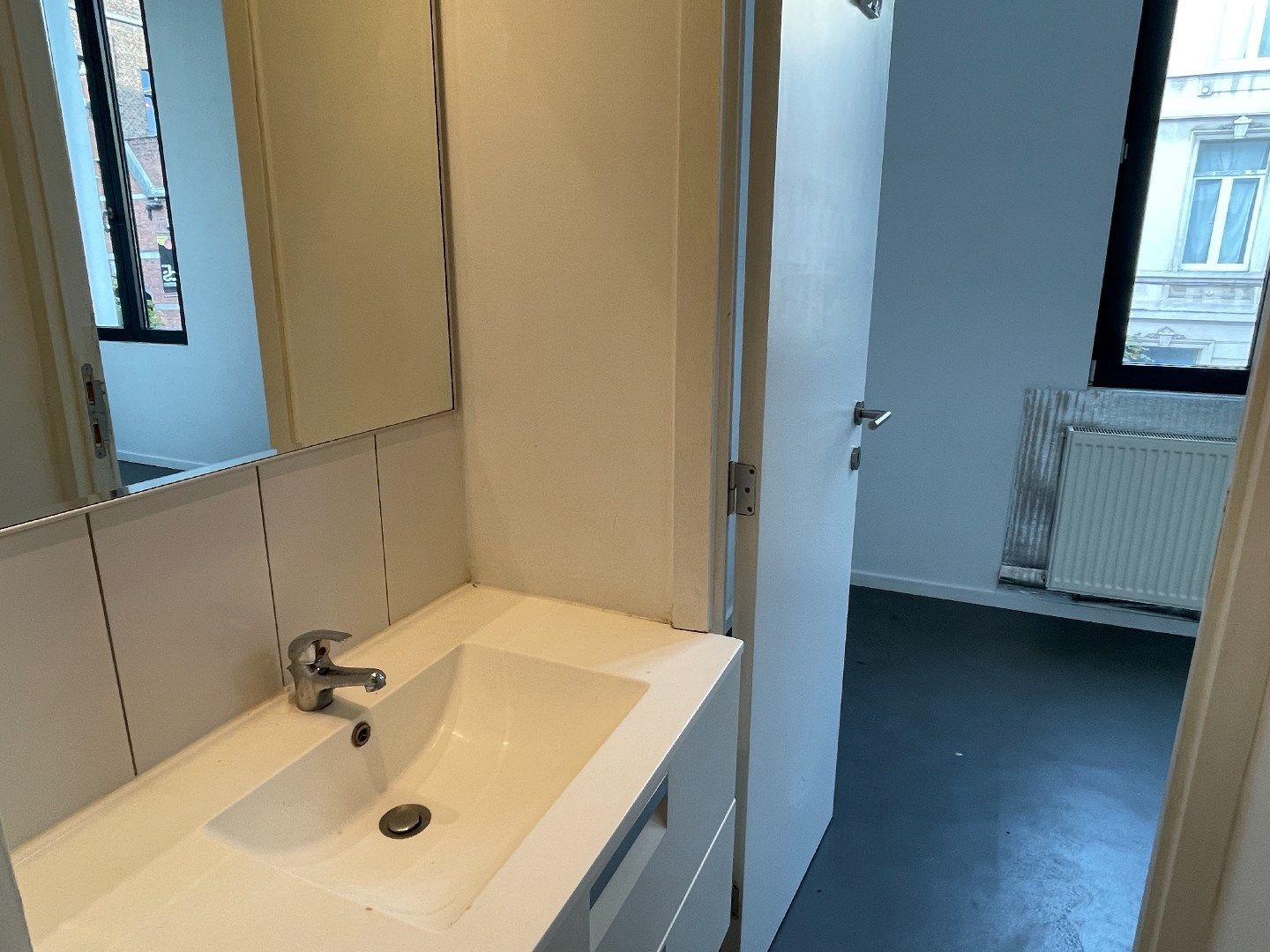 Knusse studio nabij Park Spoor Noord foto 11