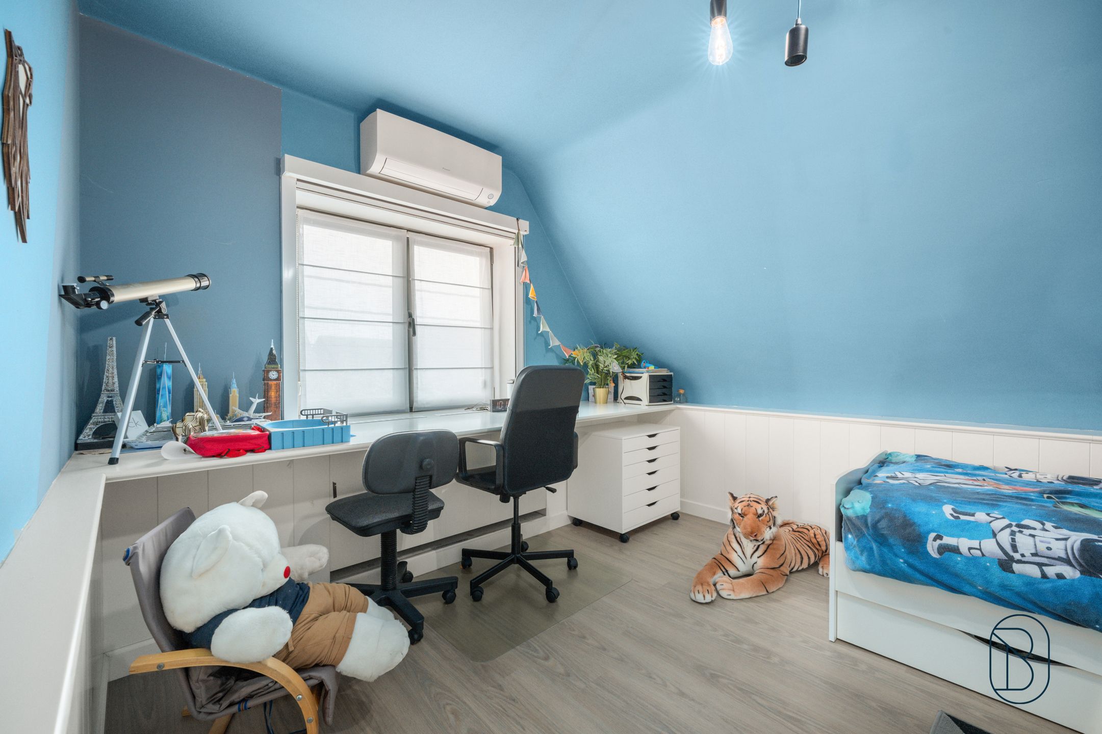 Stijlvolle gerenoveerde woning met loods in Zwevegem foto 16