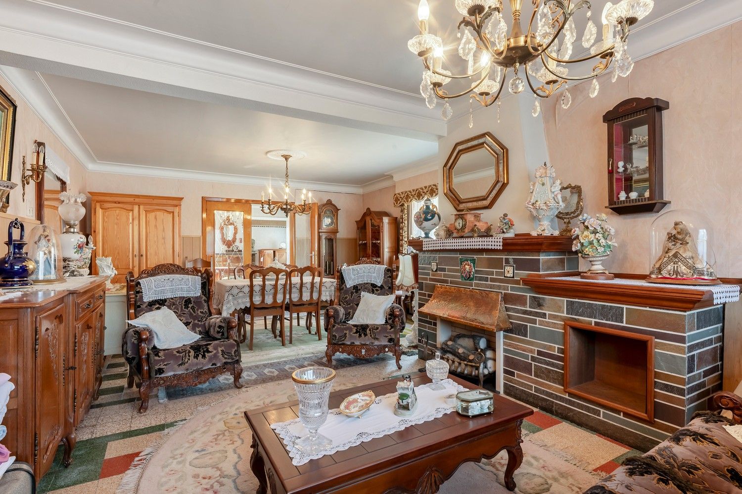Te renoveren laagbouwwoning op ruim perceel van 1.125 m² – een buitenkans voor wie wil verbouwen! foto 8