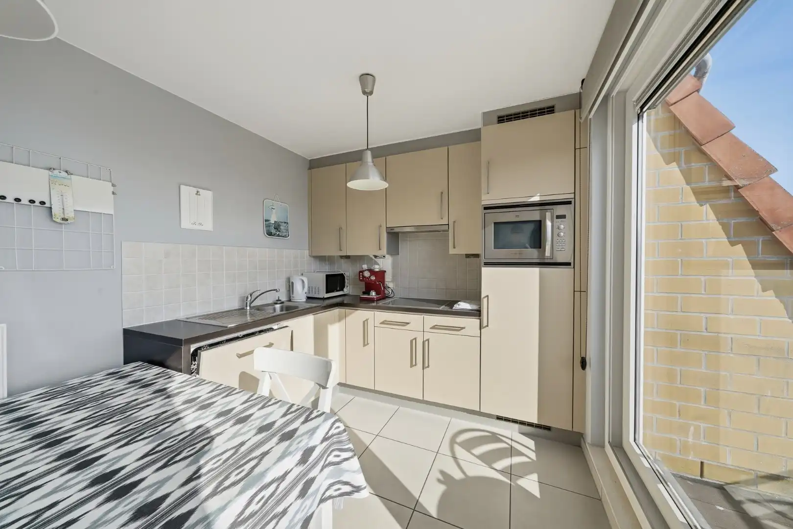Instapklaar duplexappartement met open zicht en terras in Bredene foto 7