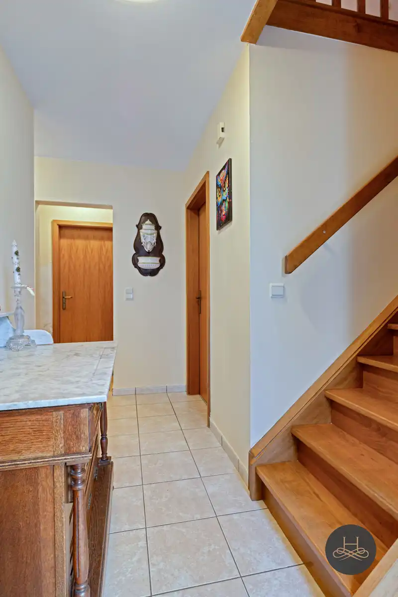 Ruime, open woning op prachtig perceel in rustige straat foto 5