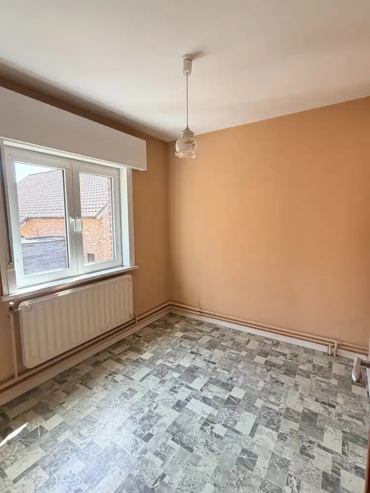 Charmante te renoveren woning op een perceel van ca. 15 are met zuidgerichte tuin foto 15