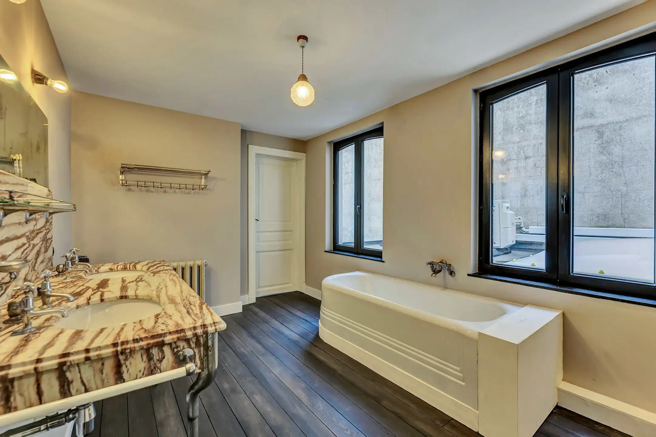 Authentiek gerenoveerd herenhuis in het hart van Aalst foto 13