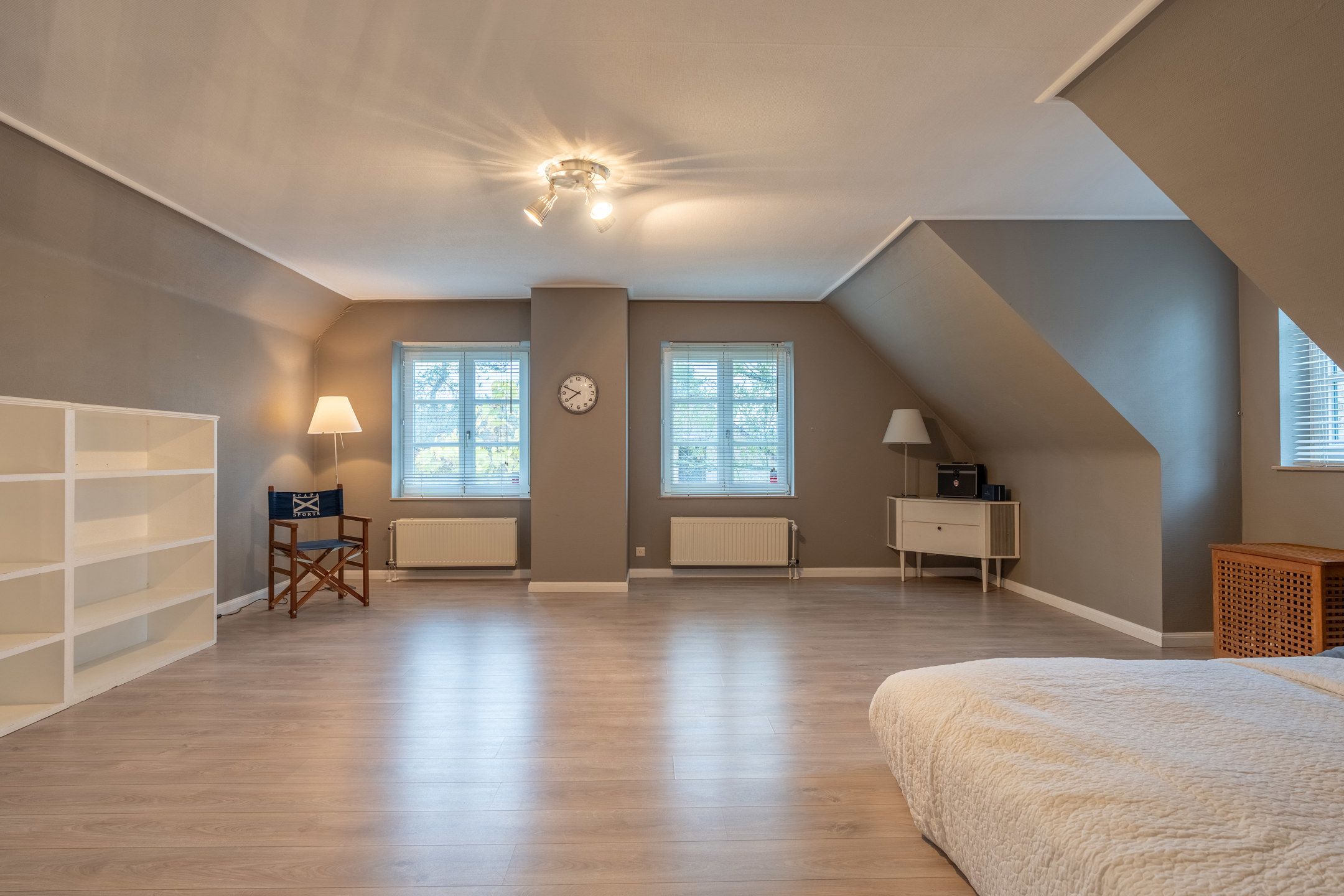 Prachtige villa met  residentiële ligging op 1.754 m² foto 26