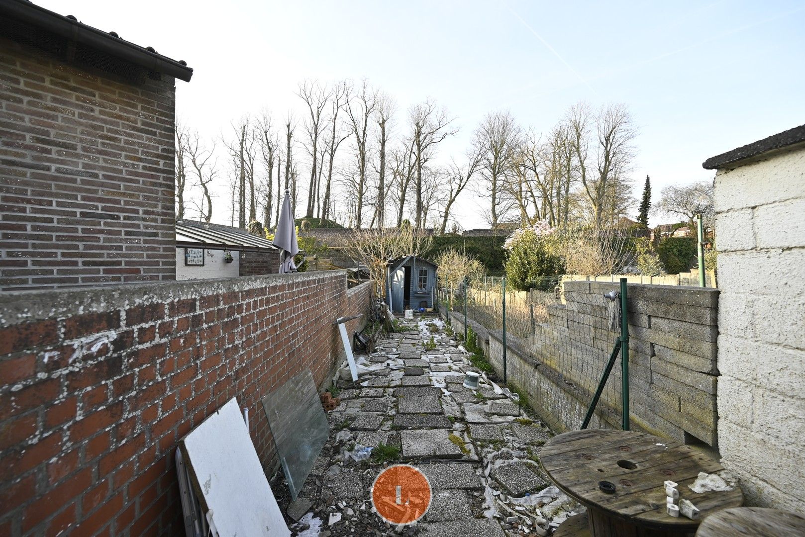 Te renoveren woning met 4 kamers aan de Leieboorden in Menen foto 4