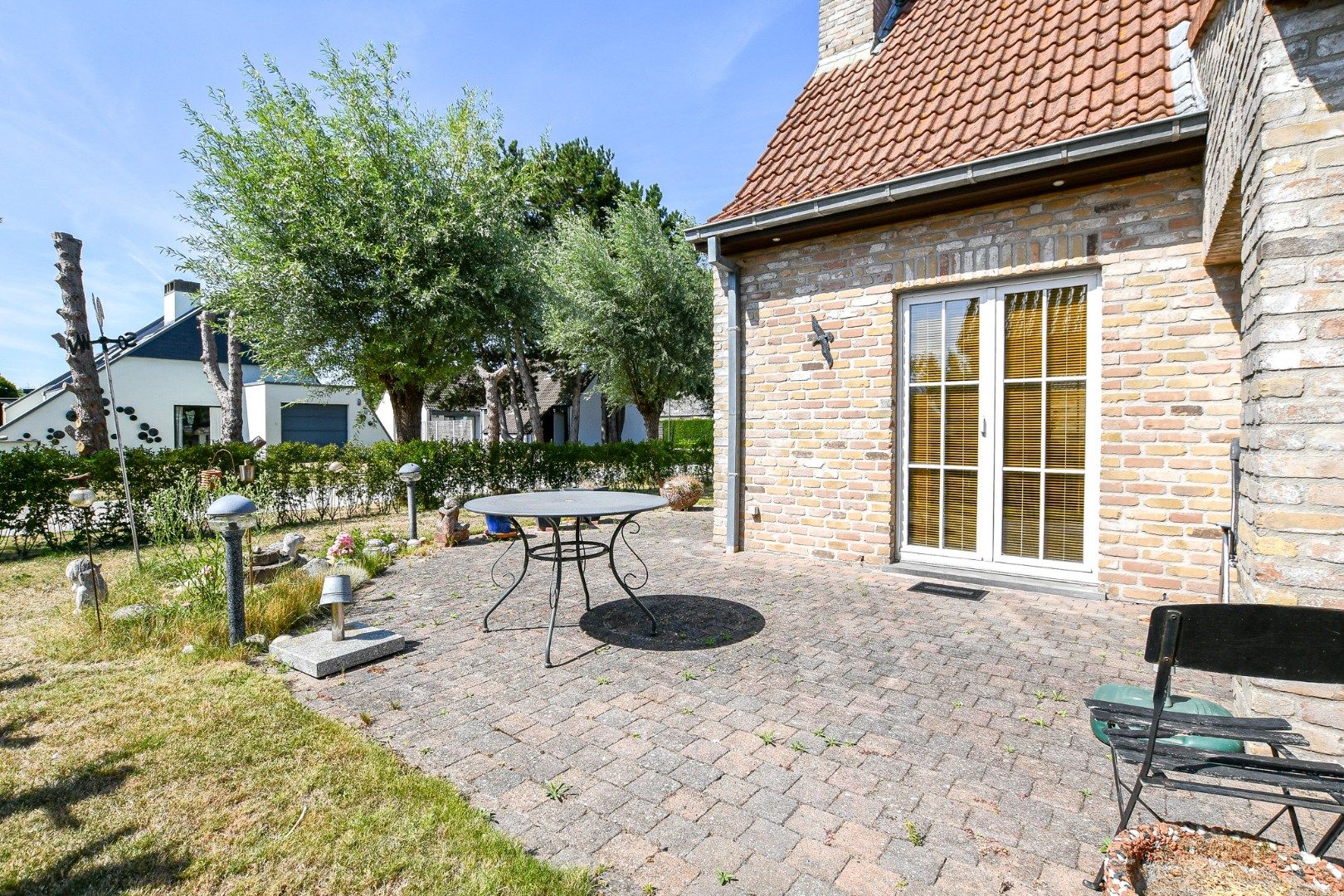 Instapklare villa op een toplocatie in De Haan foto 26