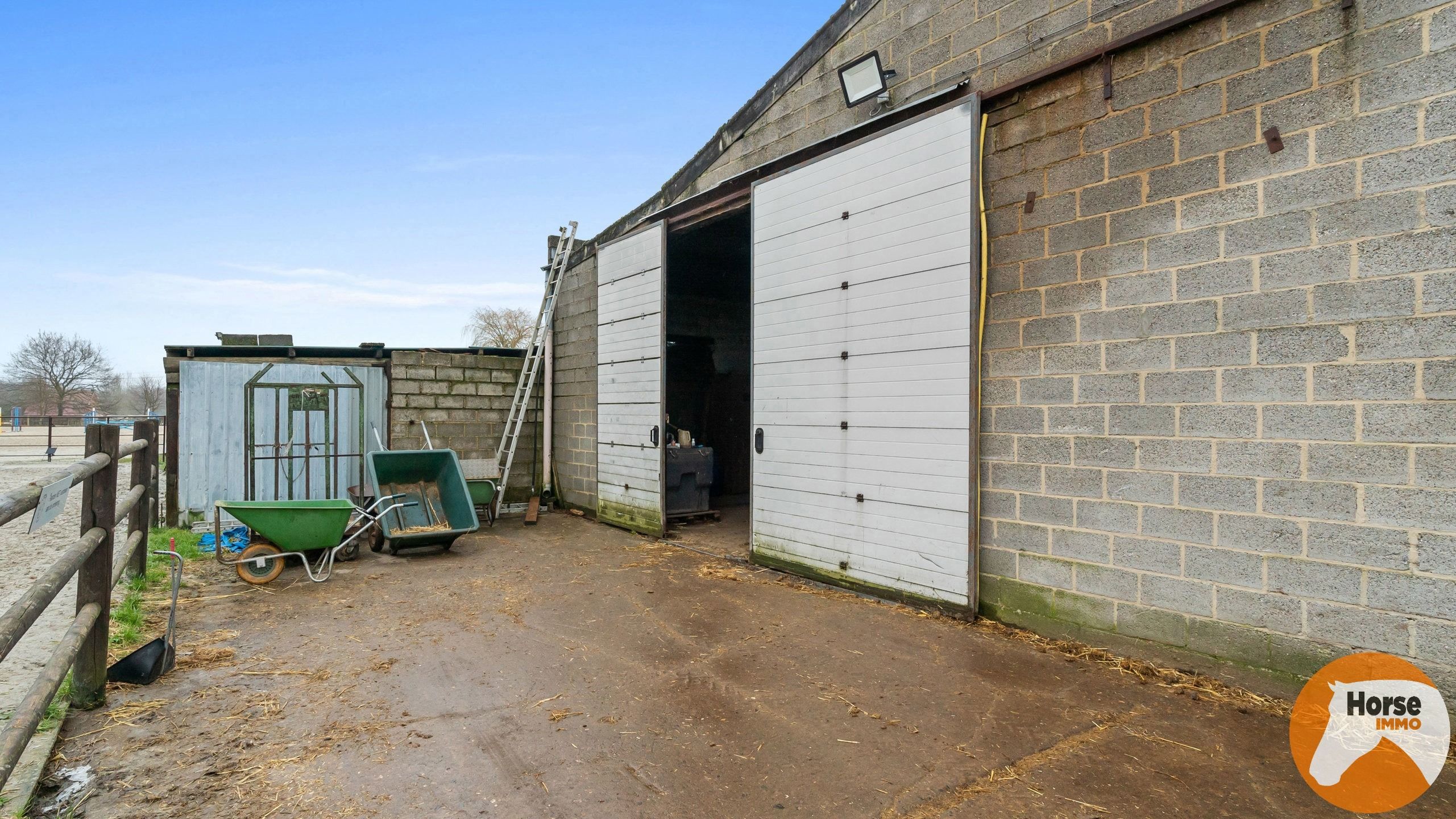 HASSELT (Kortessem) - Manege met veel potentieel! foto 13