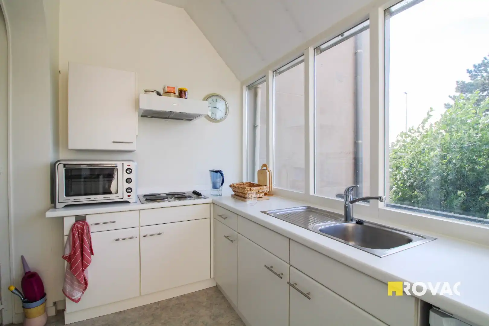 Volledig vernieuwd klassevol appartement op de 1ste verdieping met groot terras! foto 5