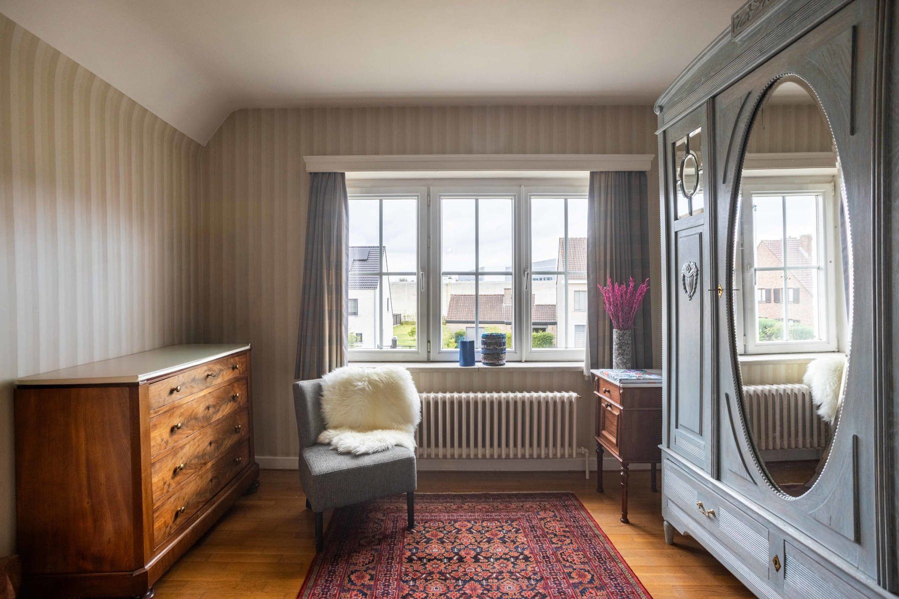 Riante Villa met 5 slpk en praktijkruimte op 1100m² foto 21