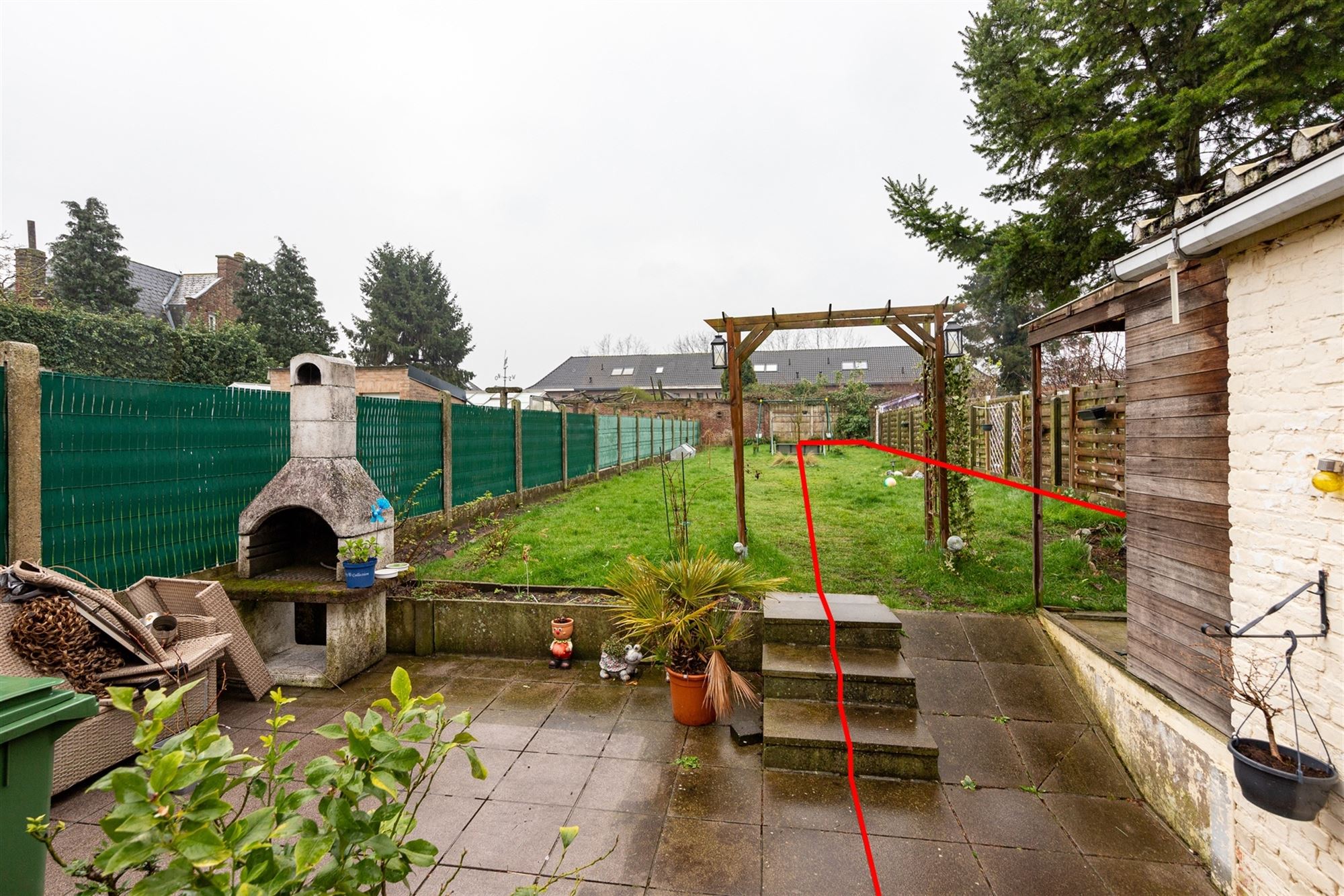 Gunstig gelegen woning met garage en tuin foto 13