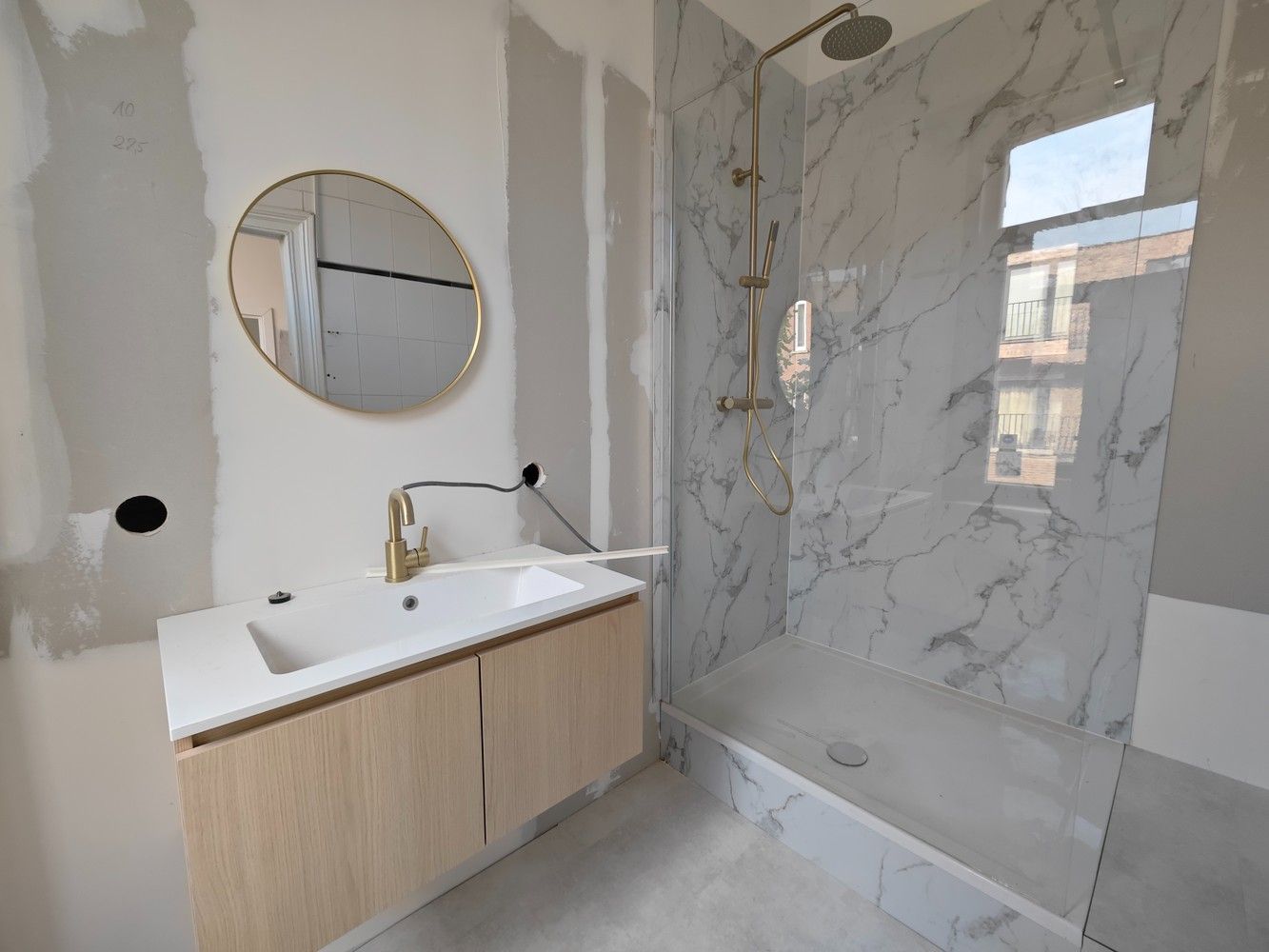 Gerenoveerd één-appartement in het centrum van Hasselt foto 5