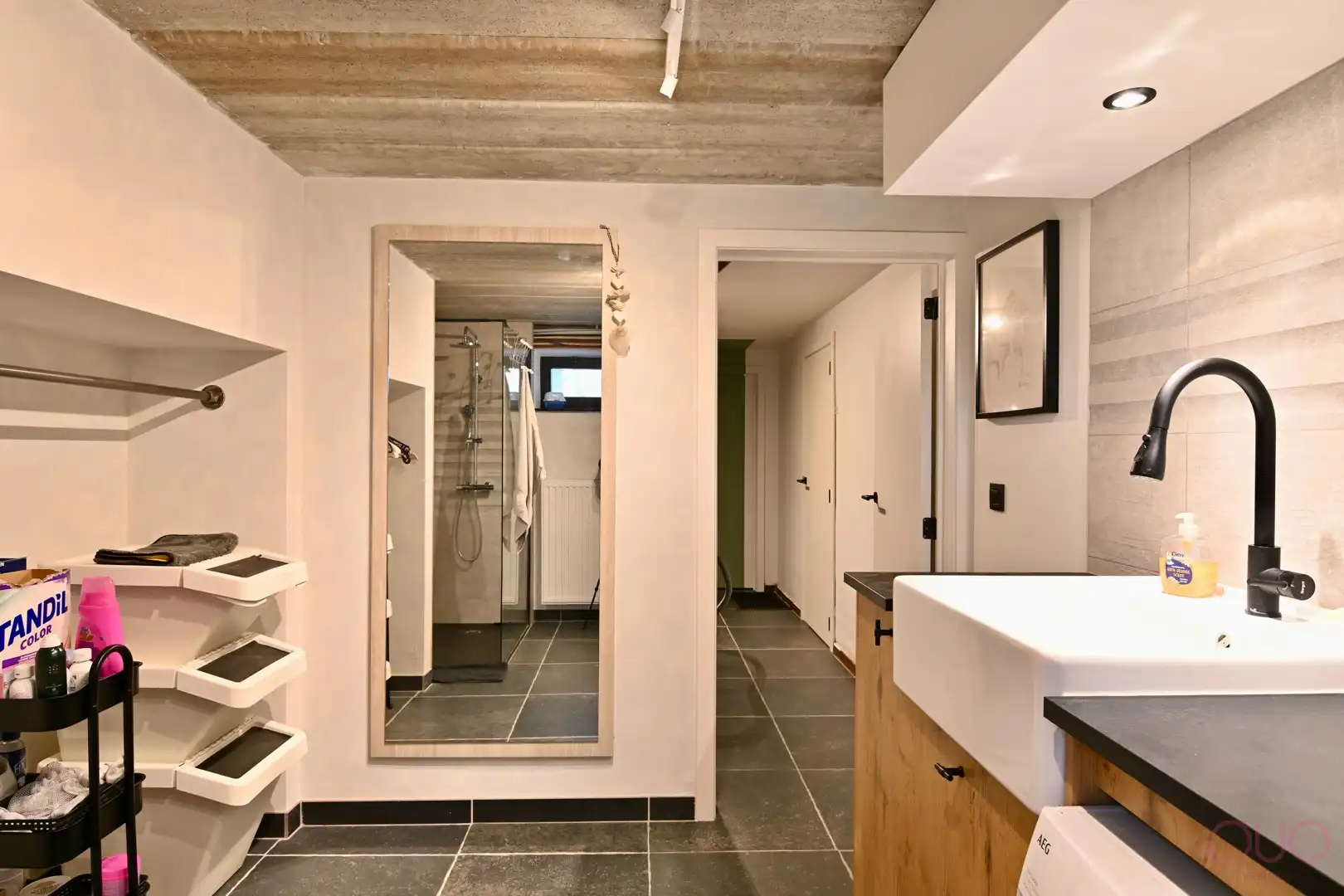 Gerenoveerd halfopen bebouwing op een prachtig perceel van 1h39a60ca inclusief weilanden foto 34