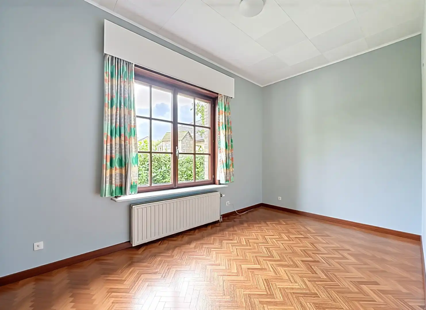 Mooie gelijkvloerse te renoveren villa in rustige, doodlopende straat in Gistel. foto 10