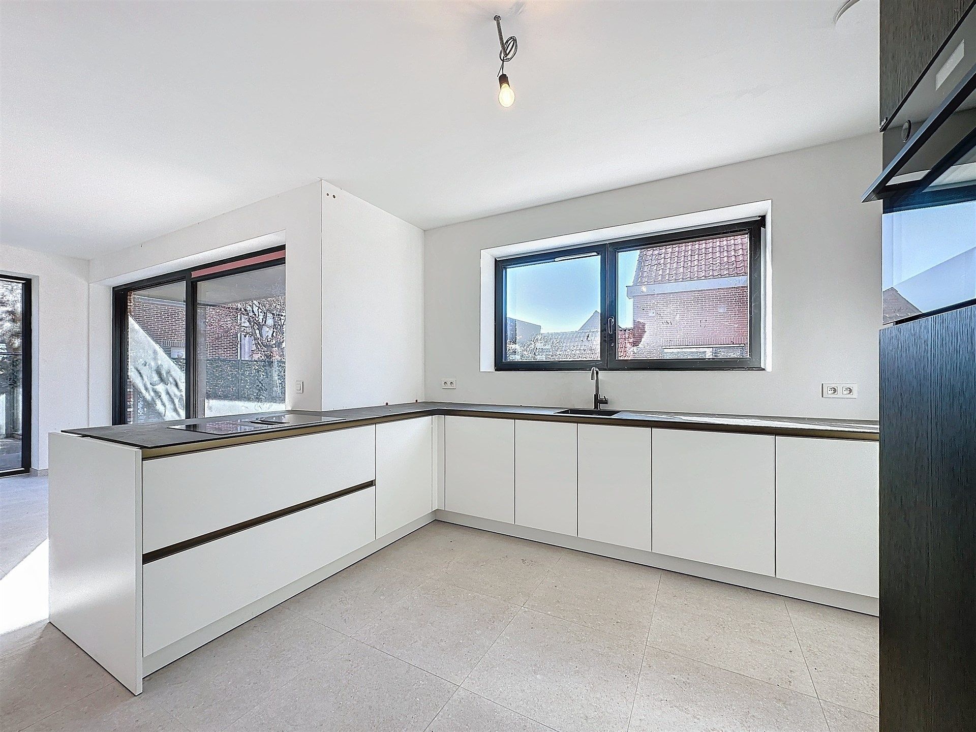 Half open BEN woning met 3 slaapkamer en zuid tuin op ruim perceel 320m² (LOT2) foto 4
