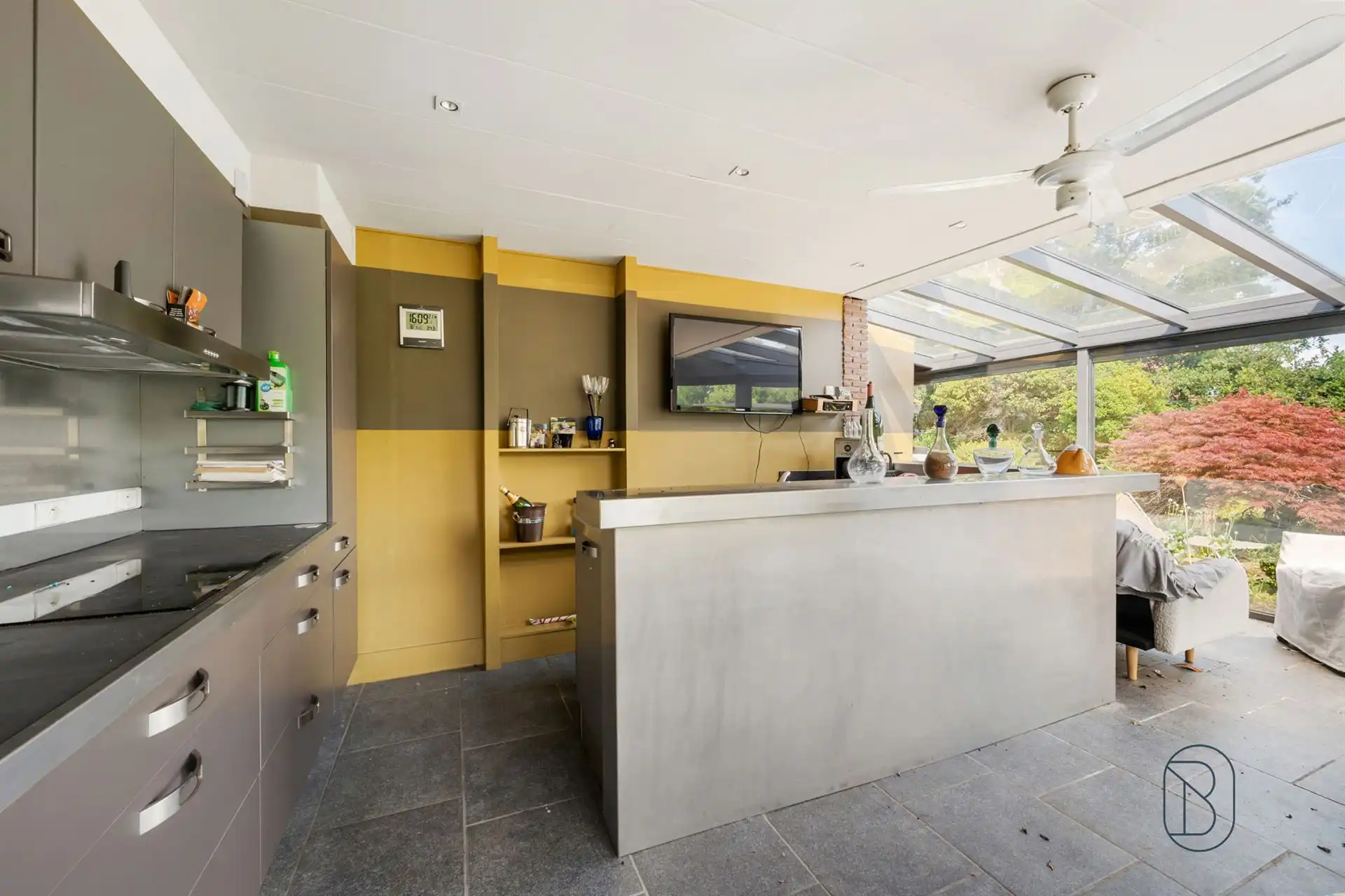 Karakteristieke woning met wellnessruimte en zwembad foto 17