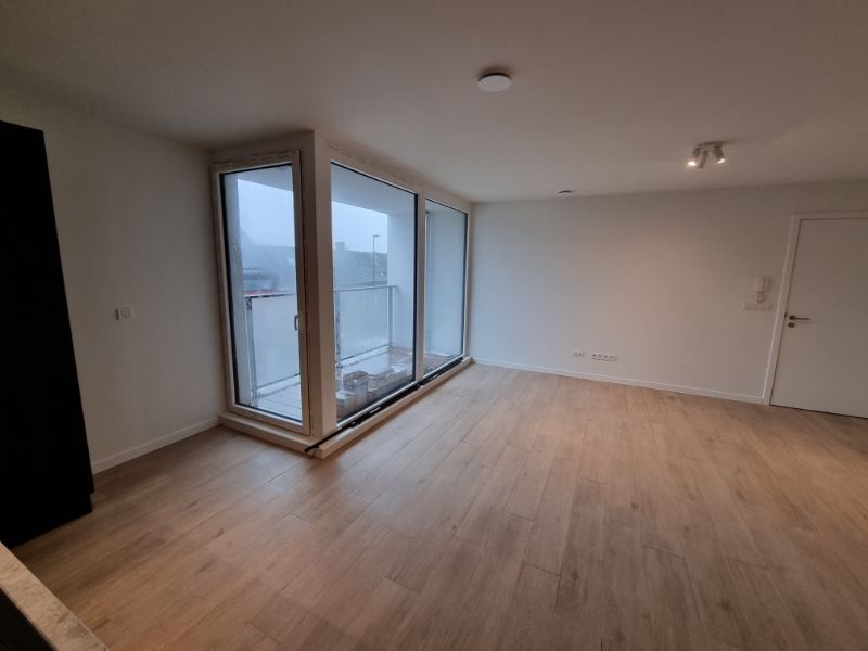Modern appartement met 2 slaapkamers en zonnig terras foto 15