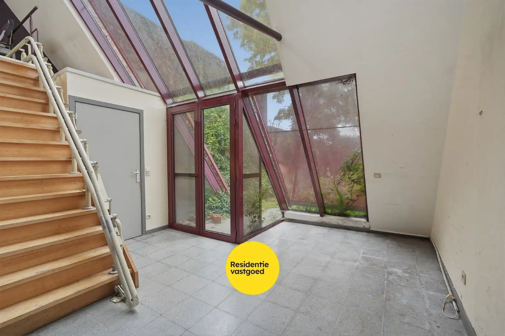 Lichtrijke woning met renovatiepotentieel te Assebroek foto 7