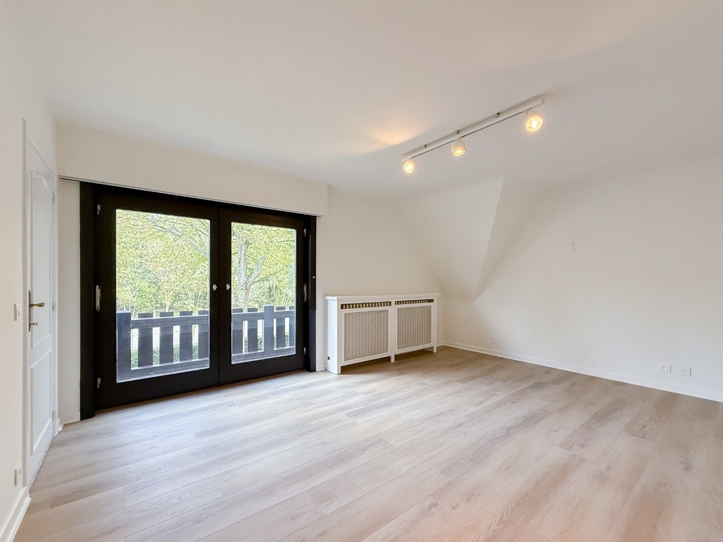 Exclusieve koppelvilla op top locatie nabij het Oosthoekplein en Royal Zoute Tennis Club foto 11