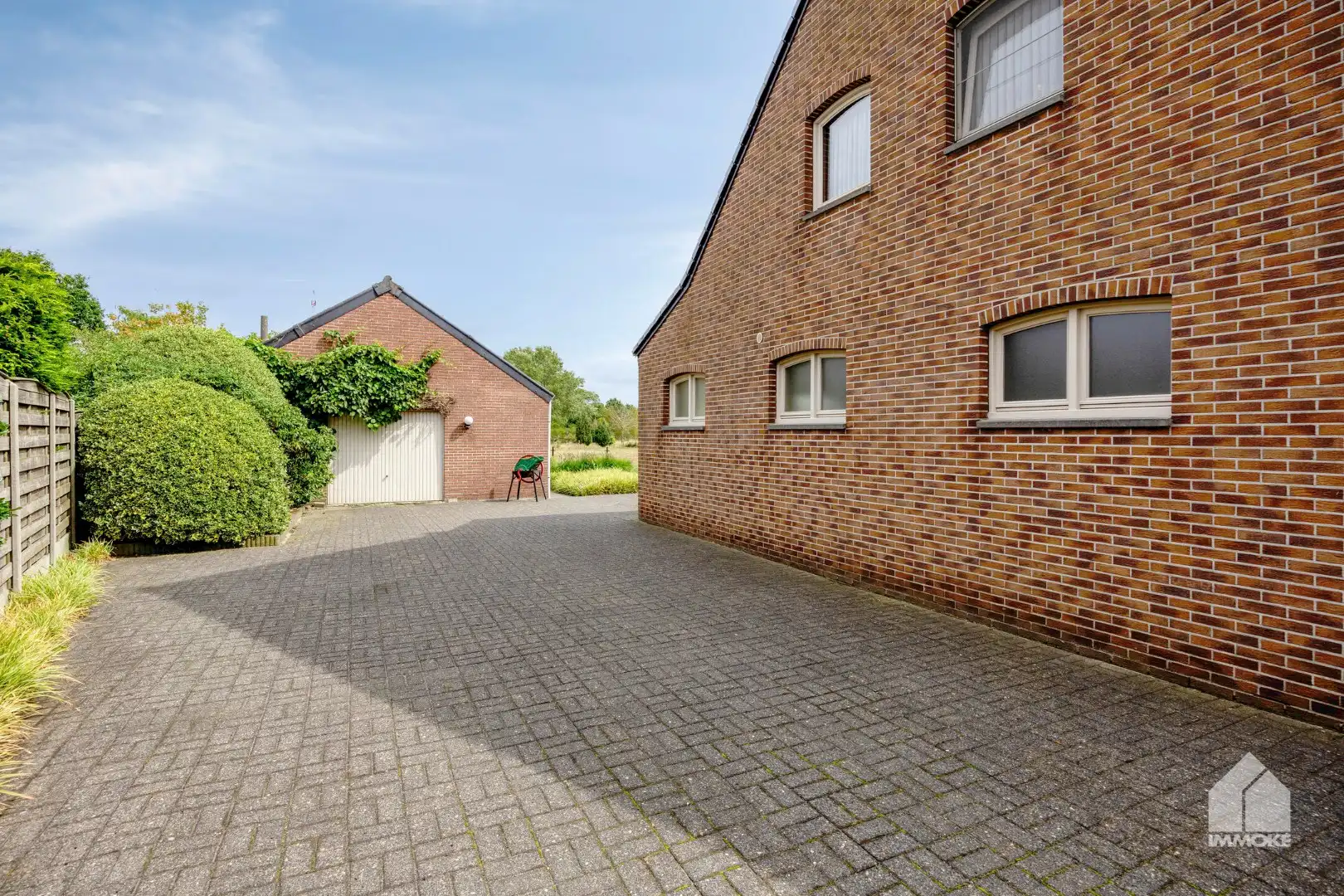 Stijlvol landhuis op 14a 88ca met aangrenzend weiland van 35a 5ca. foto 35