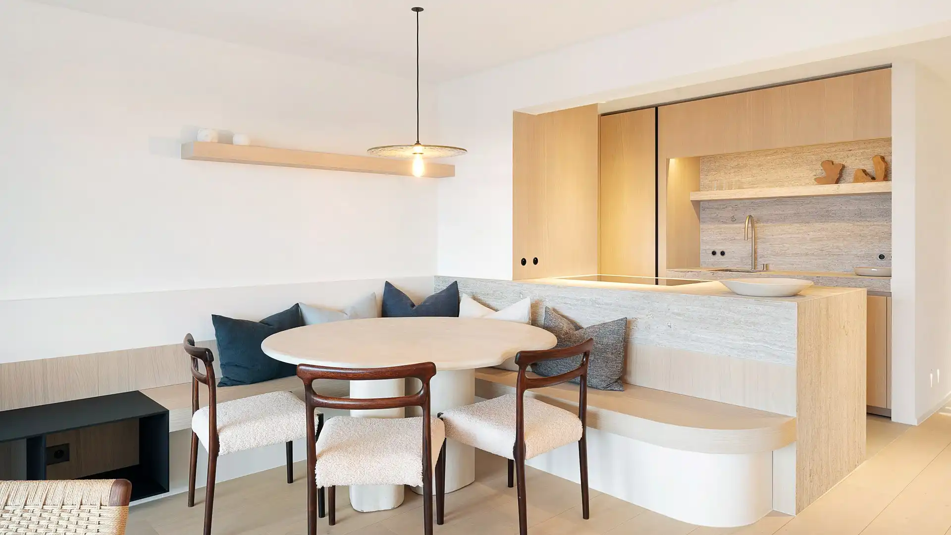 Hoogwaardige renovatie op topligging in Het Zoute foto 6