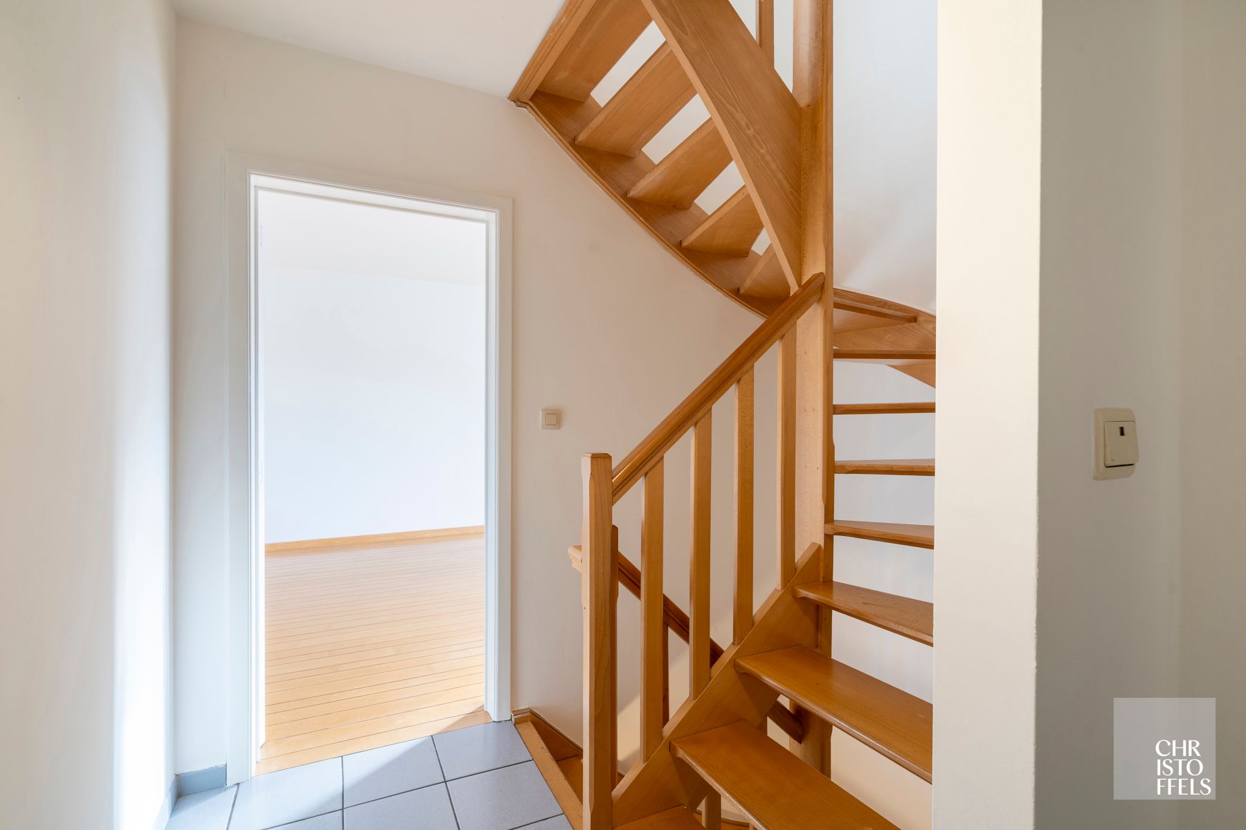 Gebouw voor gemengd gebruik van 572m² - Winkel/kantoor - Werkplaats/magazijn - Bovenwoning foto 21