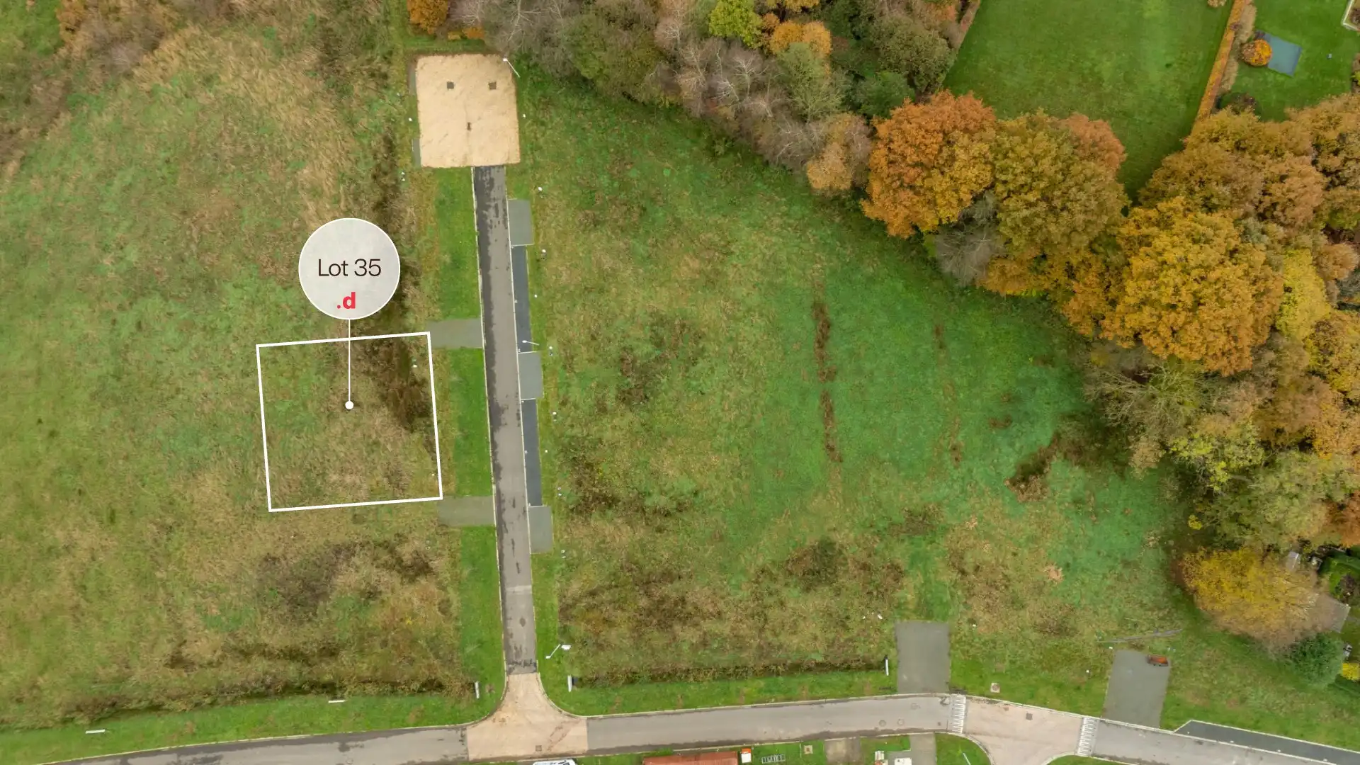 Bouwgrond voor open bebouwing in familievriendelijke buurt foto {{pictureIndex}}