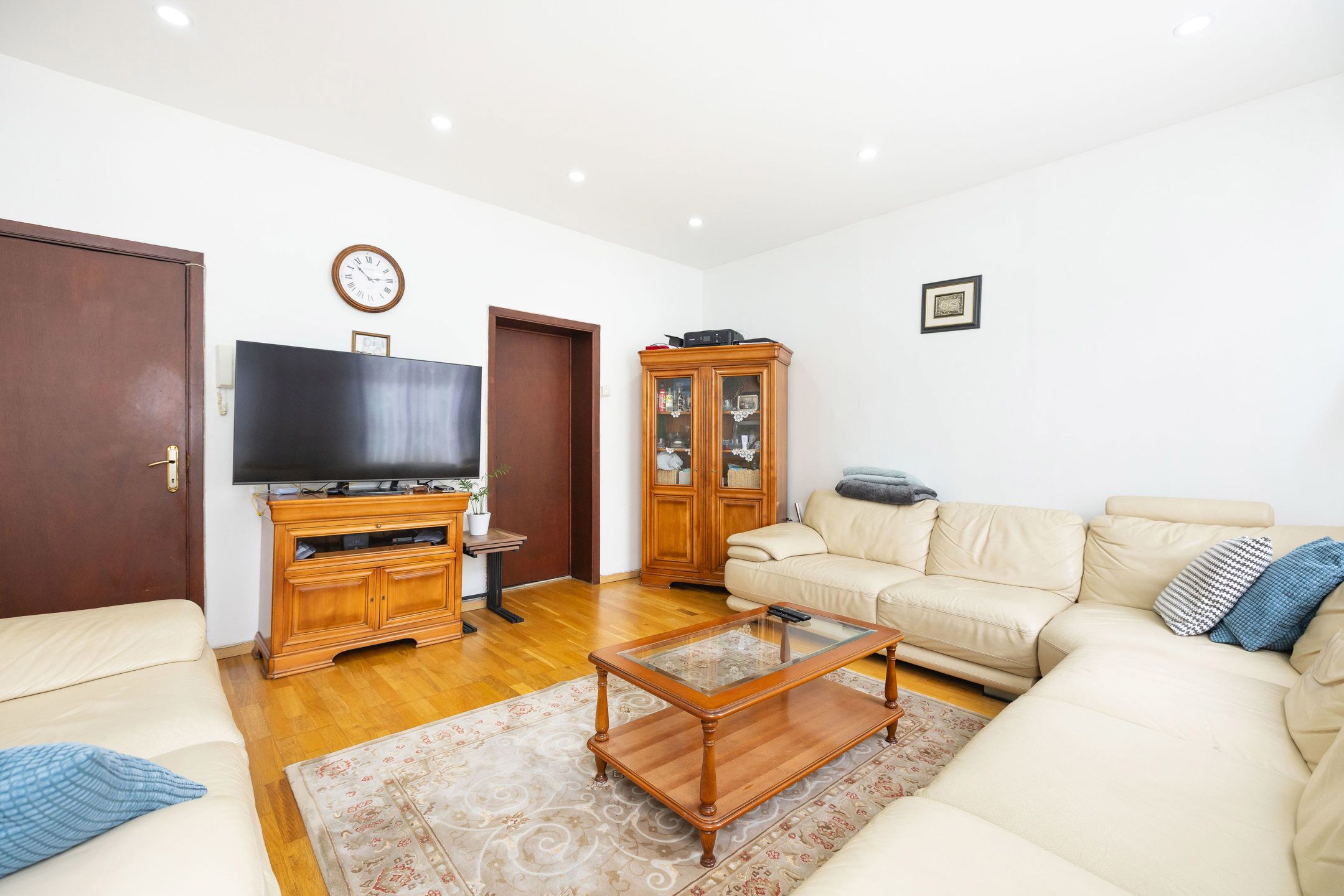 Huis met 4 slaapkamers + bureau foto 2