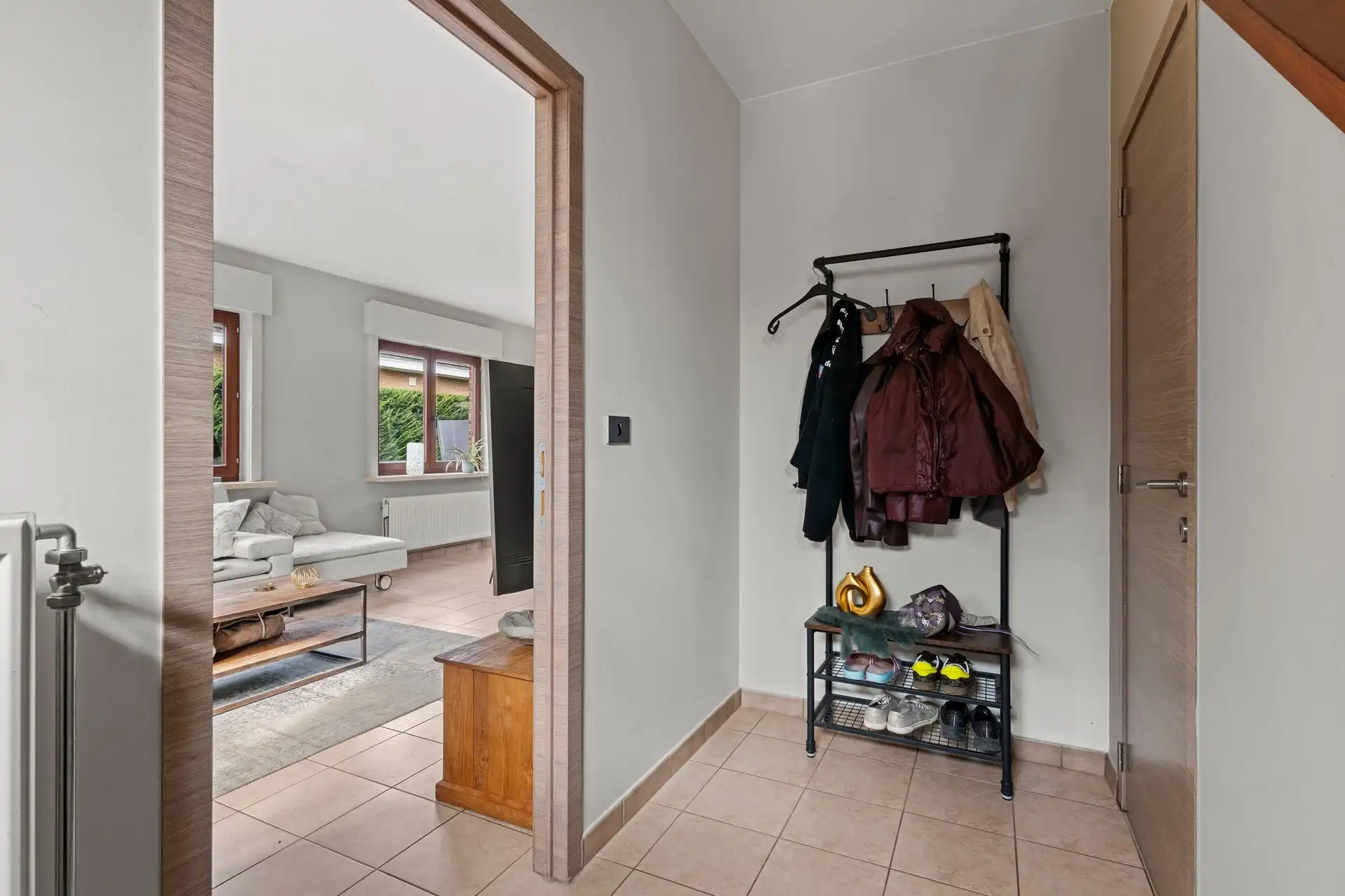 Open bebouwing op ruim perceel van 729 m² te Lokeren. foto 3