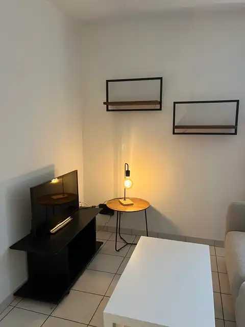 gemeubeld 1-slpk appartement met zonnig terras nabij UZ Gent foto 6