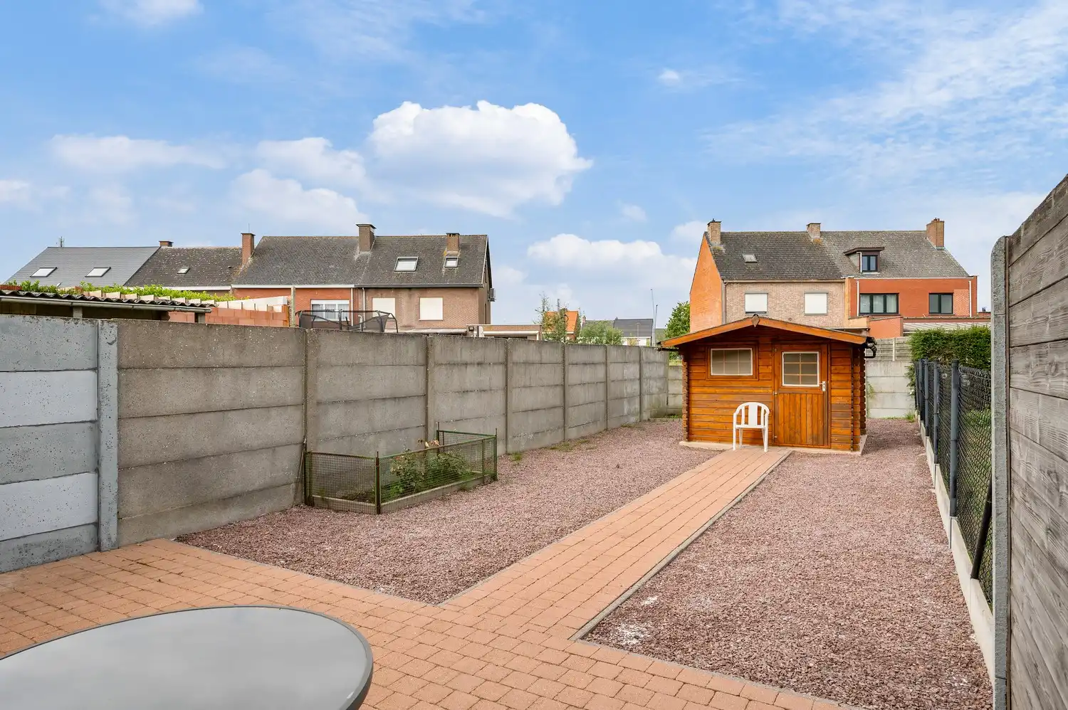 Instapklaar gelijkvloers appartement met tuin, terras en parkeerplaats. foto 20