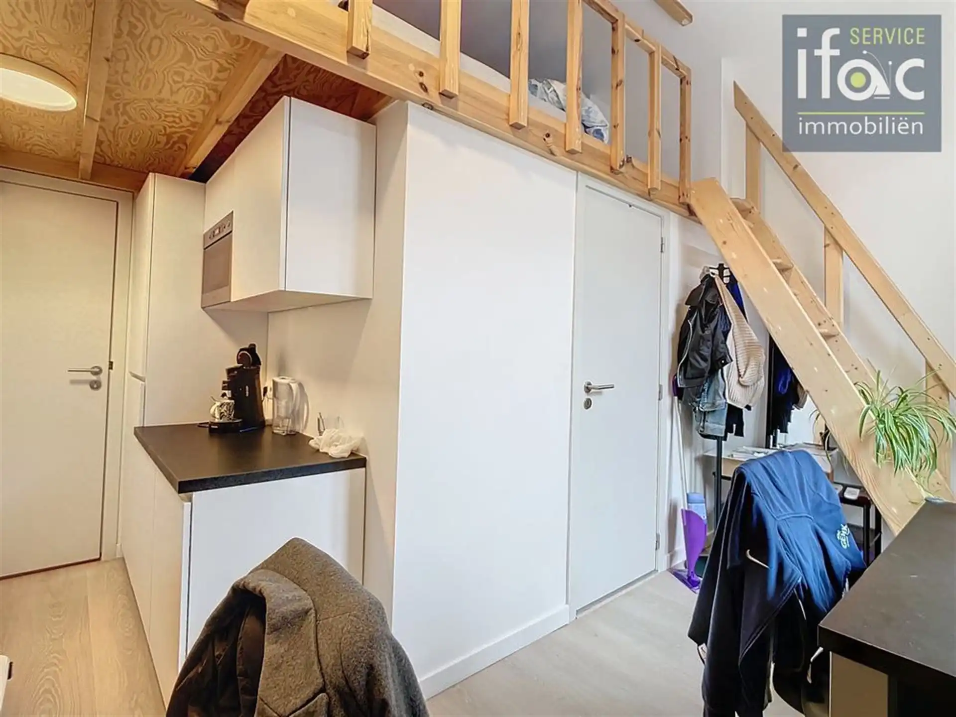 Opbrengsteigendom - Luxe studentenkamers en studio foto 17