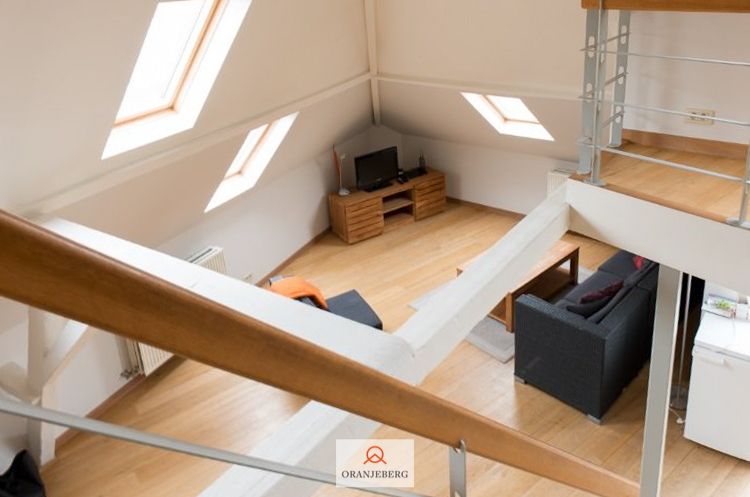 Prachtig BEMEUBELD dakappartement met terras vlakbij Zuid foto 30